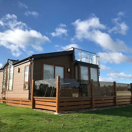 Hot Tub Hols In Bear Lodge With Roof Terrace Tattershall Εξωτερικό φωτογραφία